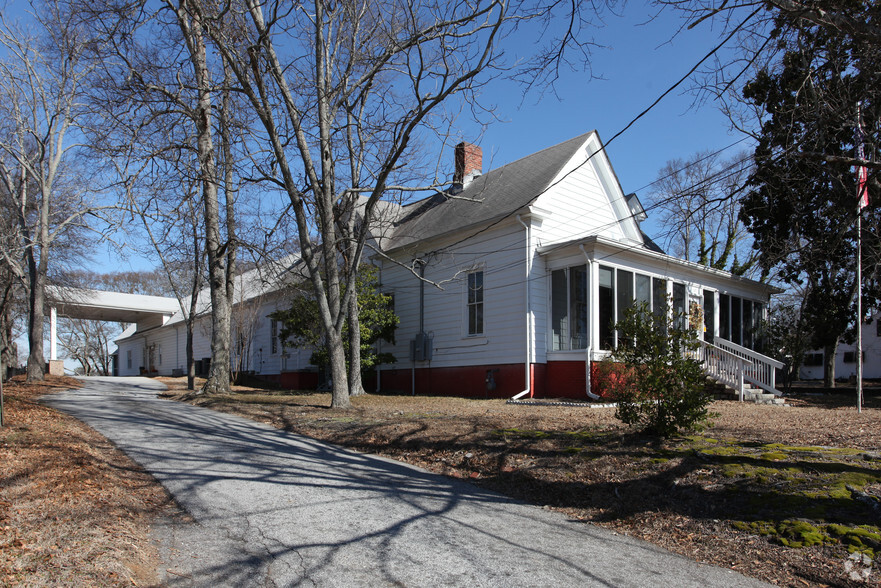 Primary Photo Of 1105 N Main St, Conyers Skilled Nursing Facility For Sale