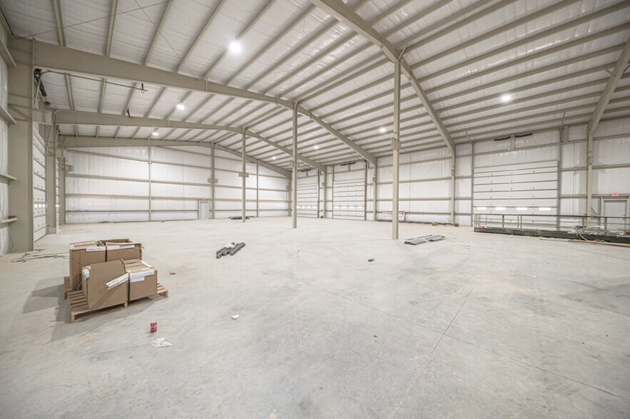 More Photos Of 16651 W Basin St, Odessa Industrial For Sale