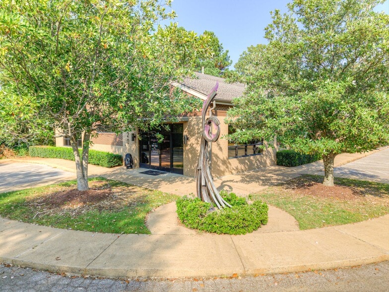 More Photos Of 520 Trinity Creek Cv, Cordova Medical For Sale