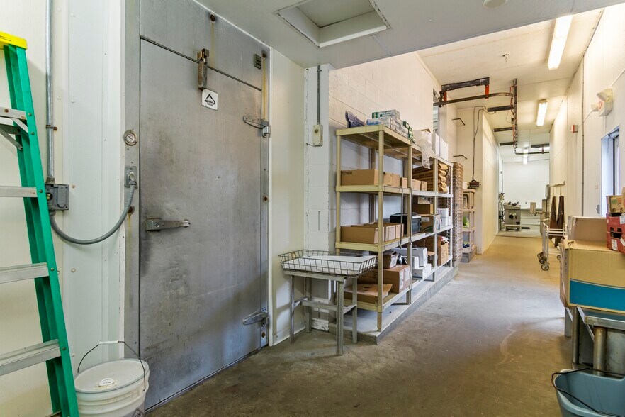 More Photos Of 2983 Cove Mountain Rd, Martinsburg Convenience Store For Sale