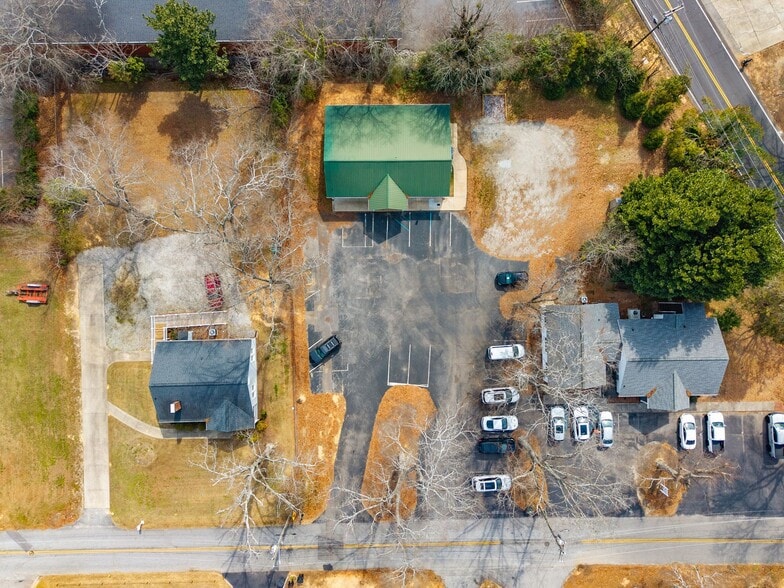 More Photos Of 107 Hillcrest Ave, Simpsonville Office For Sale