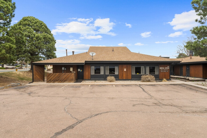 More Photos Of 3225 W Carefree Cir, Colorado Springs Medical For Sale