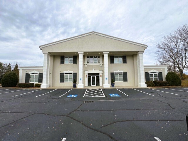 More Photos Of 3800 Mansell Rd, Alpharetta Loft Creative Space For Lease