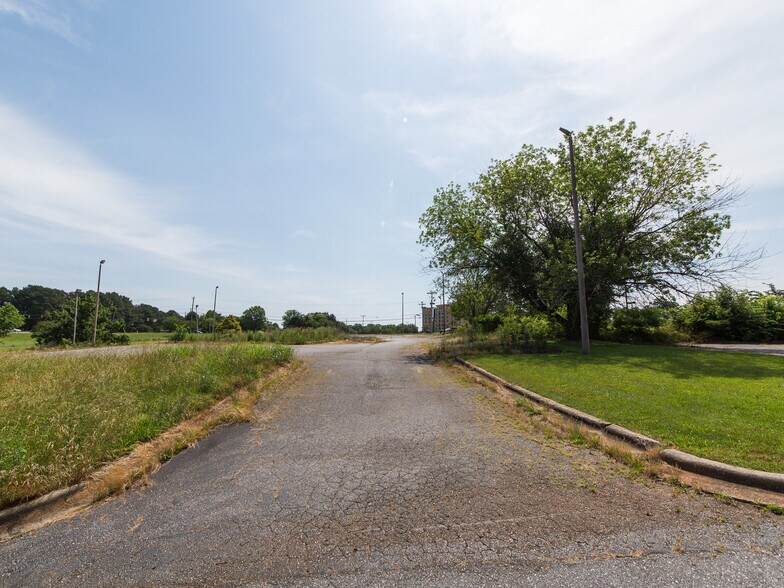 More Photos Of 3362 15th Ave Blvd SE, Conover Land For Lease