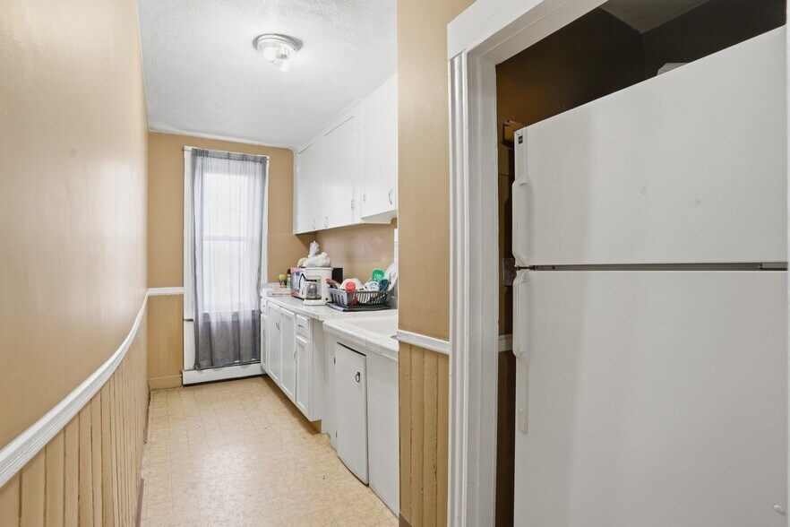 More Photos Of 17 Ledge St, Providence Apartments For Sale