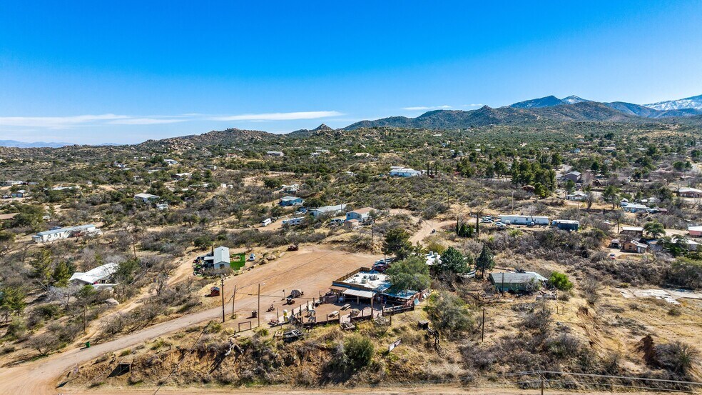 More Photos Of 1200 N Jefferson Dr, Oracle Bar For Sale