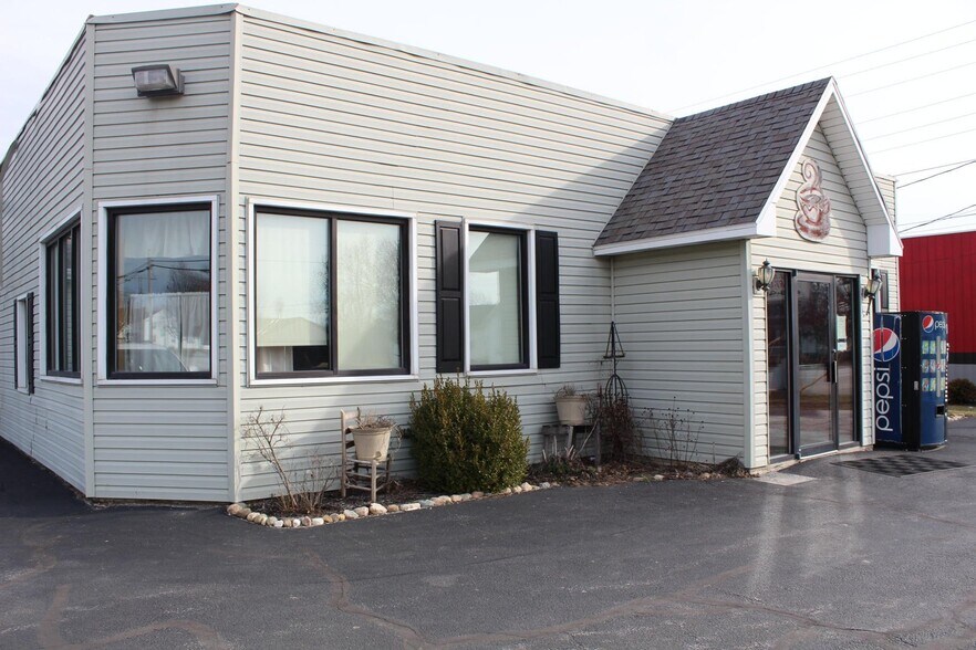 More Photos Of 511 E Main St, Saint Henry Freestanding For Sale