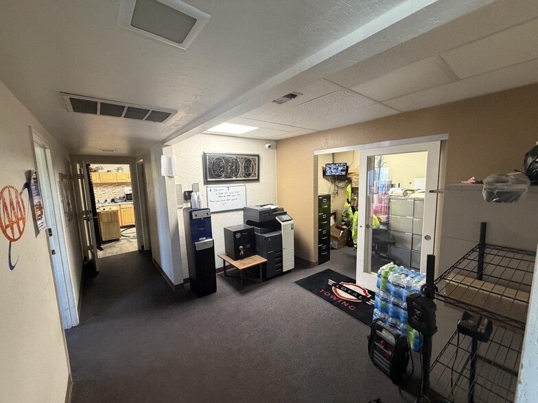More Photos Of 1336-1340 Dixieanne Ave, Sacramento Warehouse For Sale