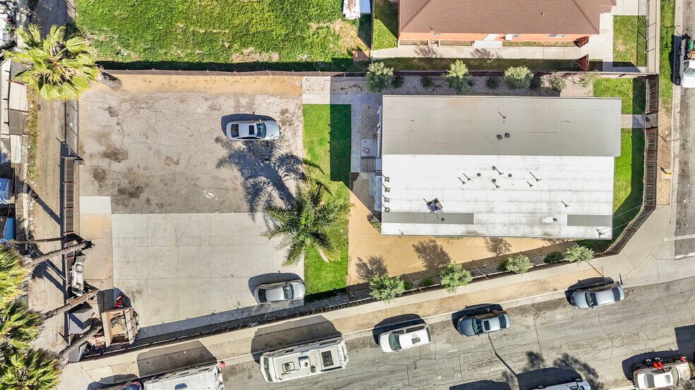 More Photos Of 11513 Berendo Ave, Los Angeles Multifamily For Sale