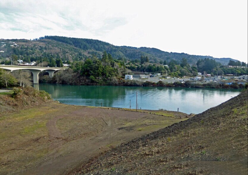 More Photos Of 6420 Bridge St, Brookings Land For Sale