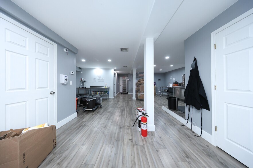 More Photos Of 8510 Bay 16th St, Brooklyn Office For Sale