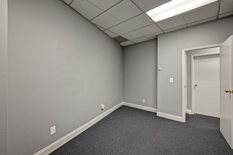 More Photos Of 153 E Main St, Mount Kisco Storefront Retail Office For Lease