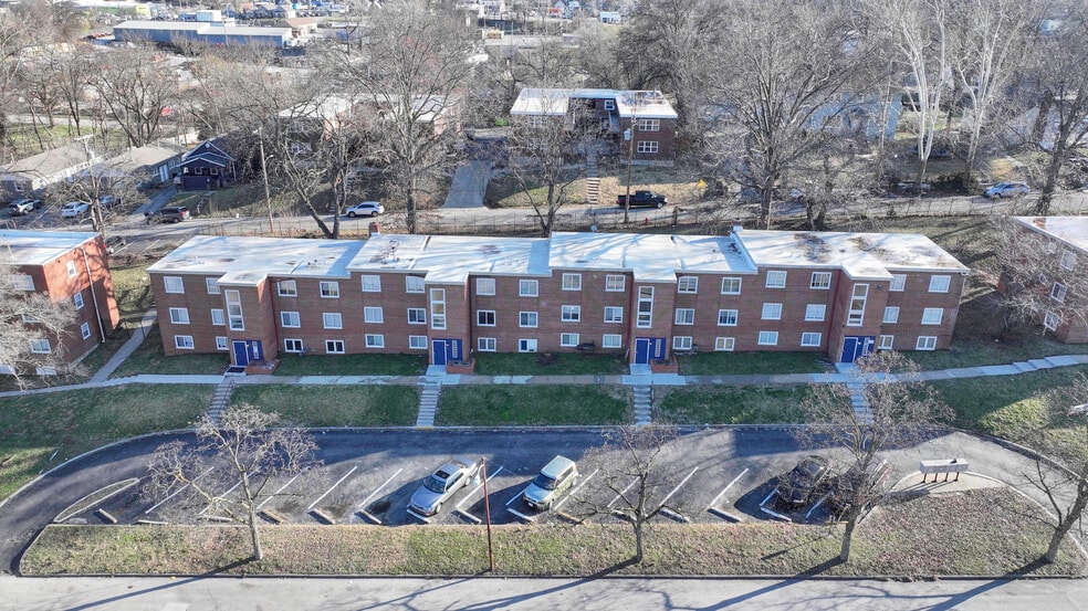 More Photos Of 1621 Washington Blvd, Kansas City Apartments For Sale