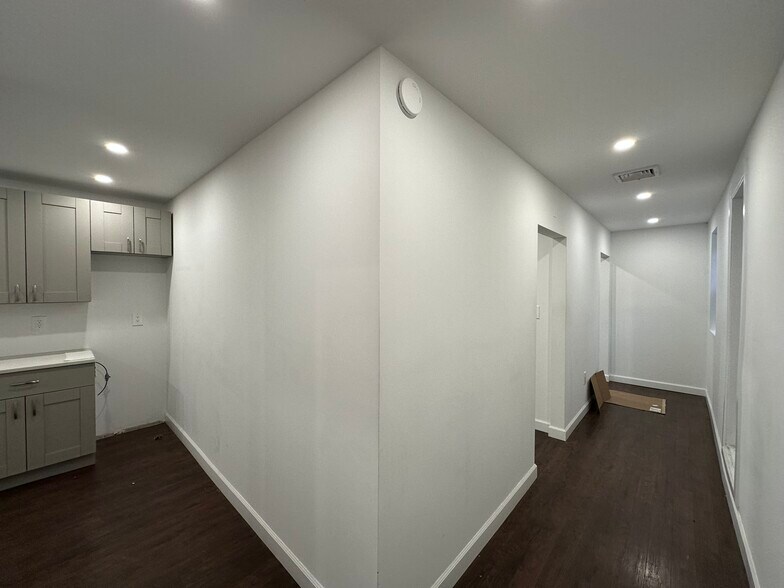 More Photos Of 340A 9th St, Brooklyn Healthcare For Lease