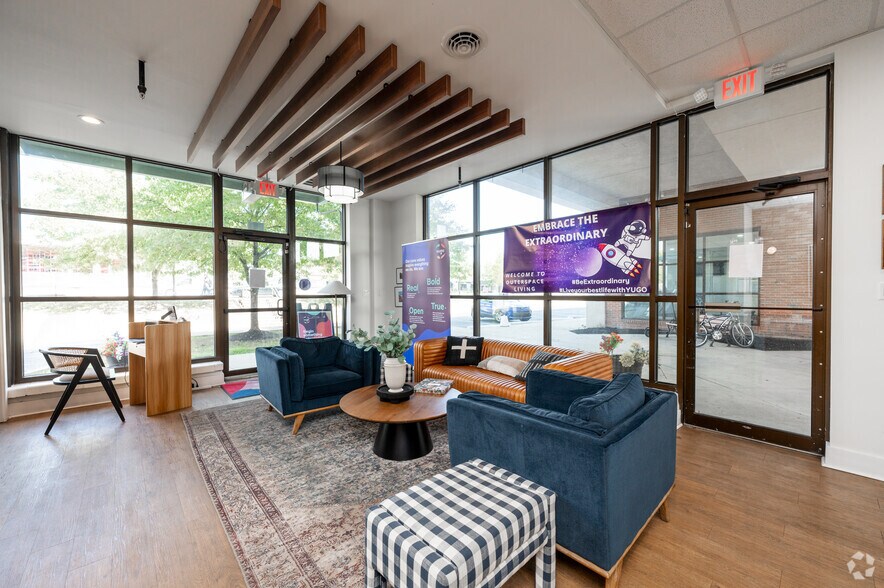 More Photos Of 221 E State St, West Lafayette Apartments For Lease