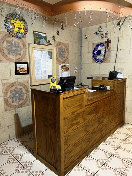 More Photos Of 2130 Alameda St, Norman Restaurant For Sale