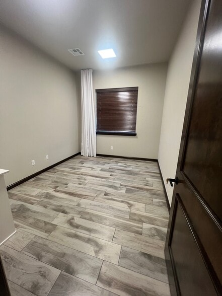 More Photos Of 17935 N Pennsylvania Ave, Edmond Unknown For Lease