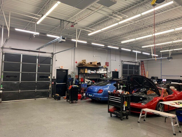 Primary Photo Of 350-370 Lexington Dr, Buffalo Grove Flex For Lease