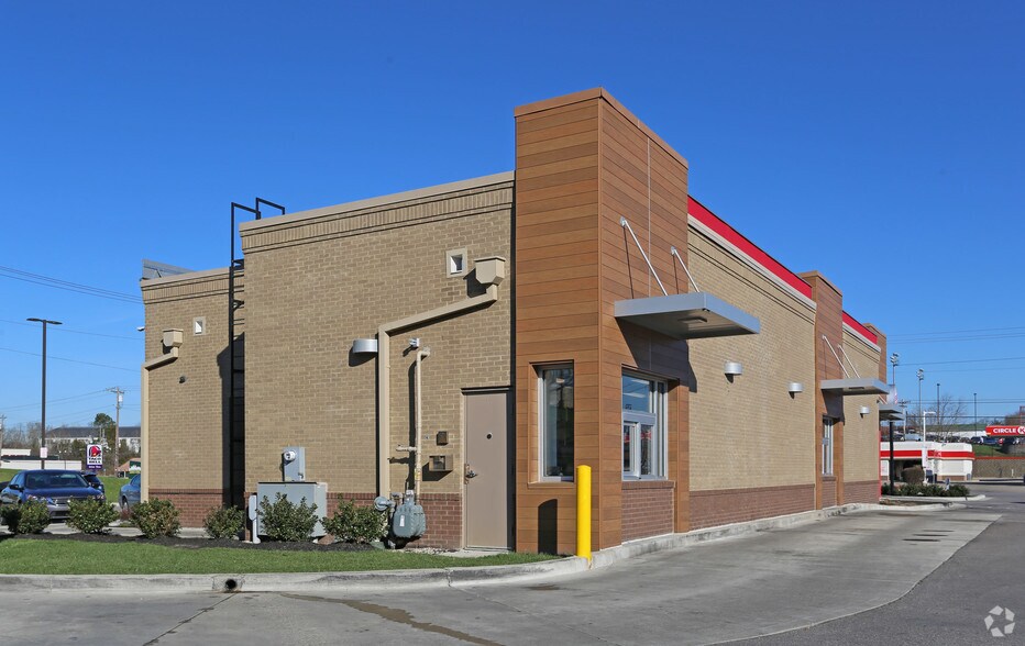 More Photos Of 3049 Dixie Hwy, Edgewood Fast Food For Sale