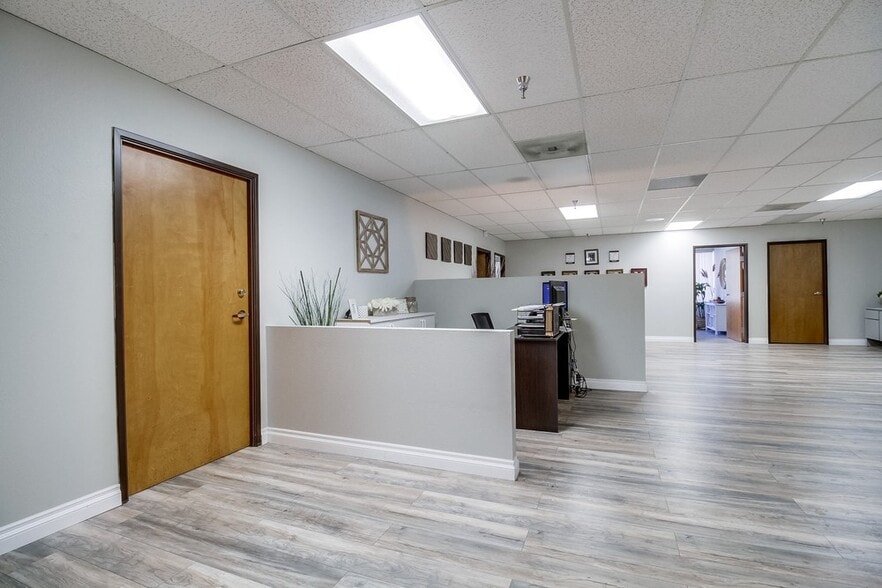 More Photos Of 9625 Black Mountain Rd, San Diego Office For Sale