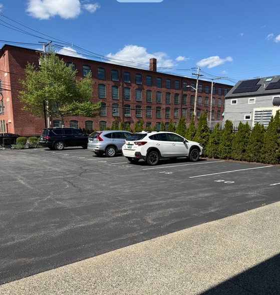 More Photos Of 334-344 Carpenter St, Providence General Retail For Lease