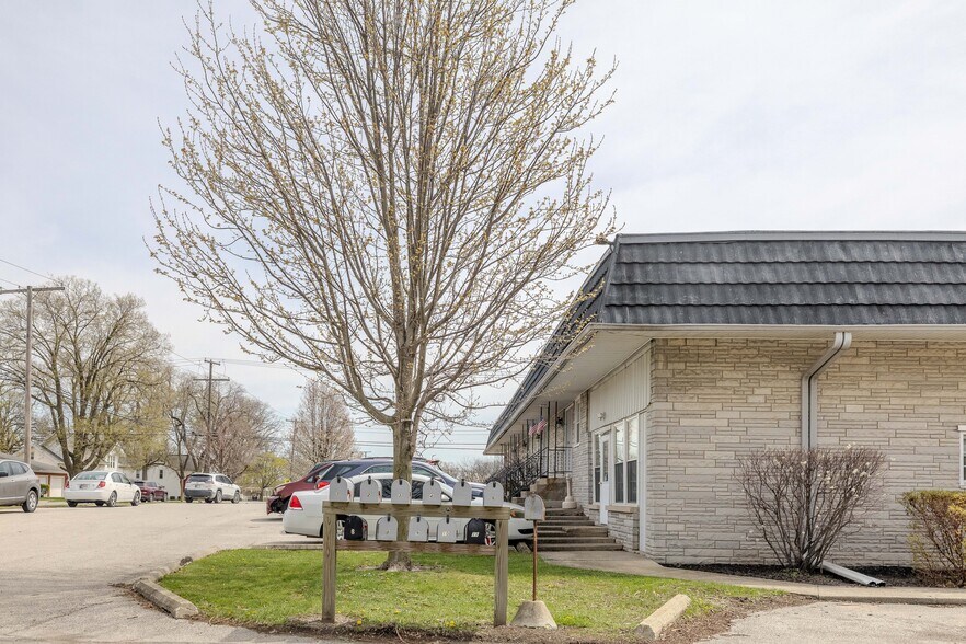 More Photos Of 3 E Division St, Remington Apartments For Sale