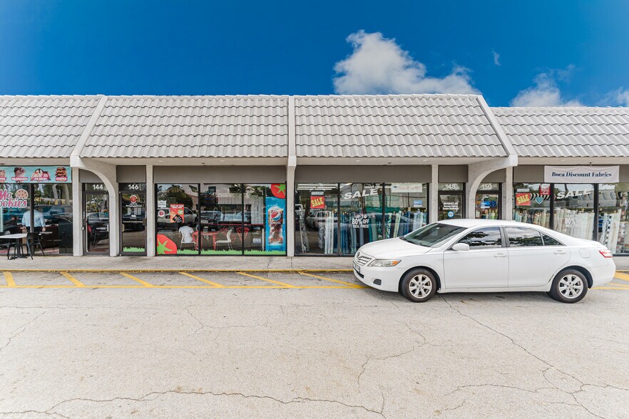 More Photos Of 130 NW 20th St, Boca Raton Unknown For Lease