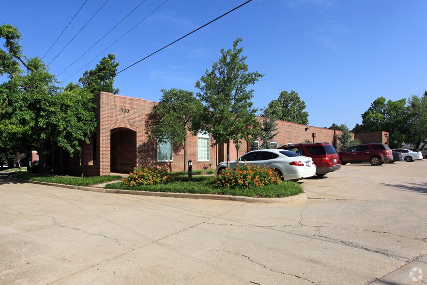 More Photos Of 318 NW 13th St, Oklahoma City Office For Lease