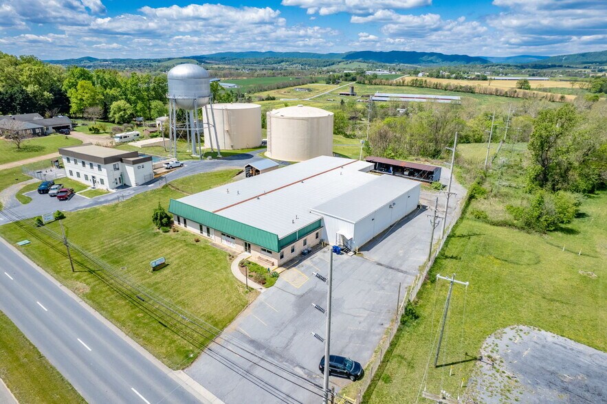 More Photos Of 13963 Timber Way, Timberville Office For Lease
