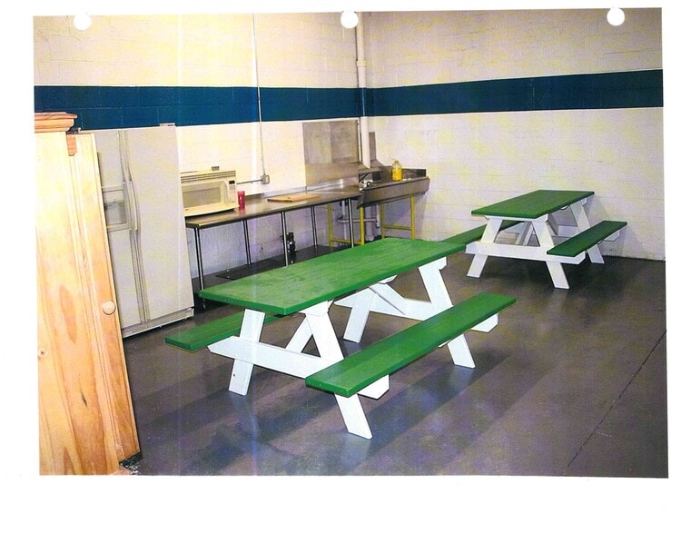 More Photos Of 17399 Broadway Ave, Maple Heights Auto Repair For Sale