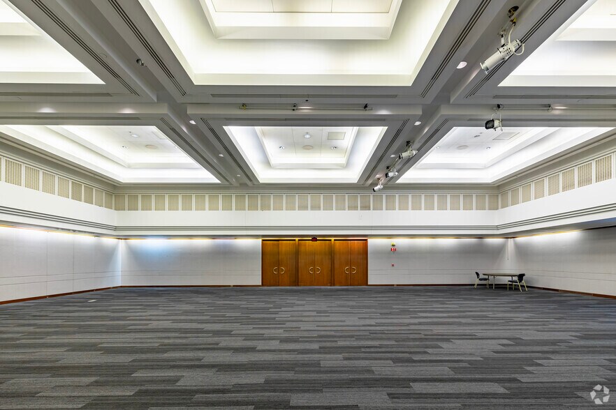 More Photos Of 21001 Van Born Rd, Taylor Office For Sale