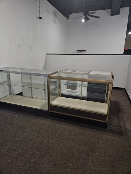 More Photos Of 211 E Stephenson St, Freeport Apartments For Sale