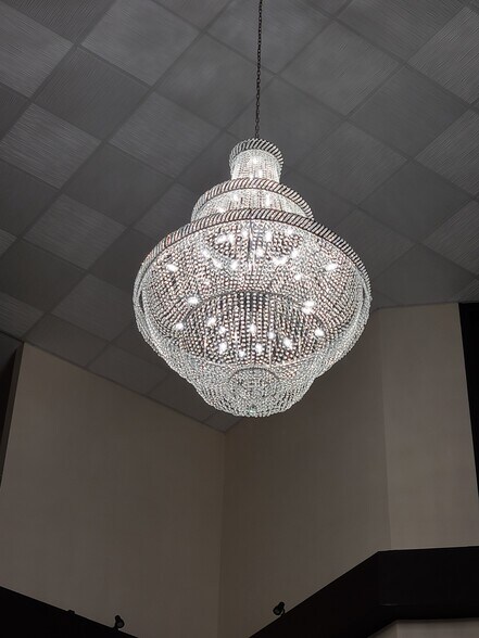 More Photos Of 850 High St, Holyoke Medical For Lease