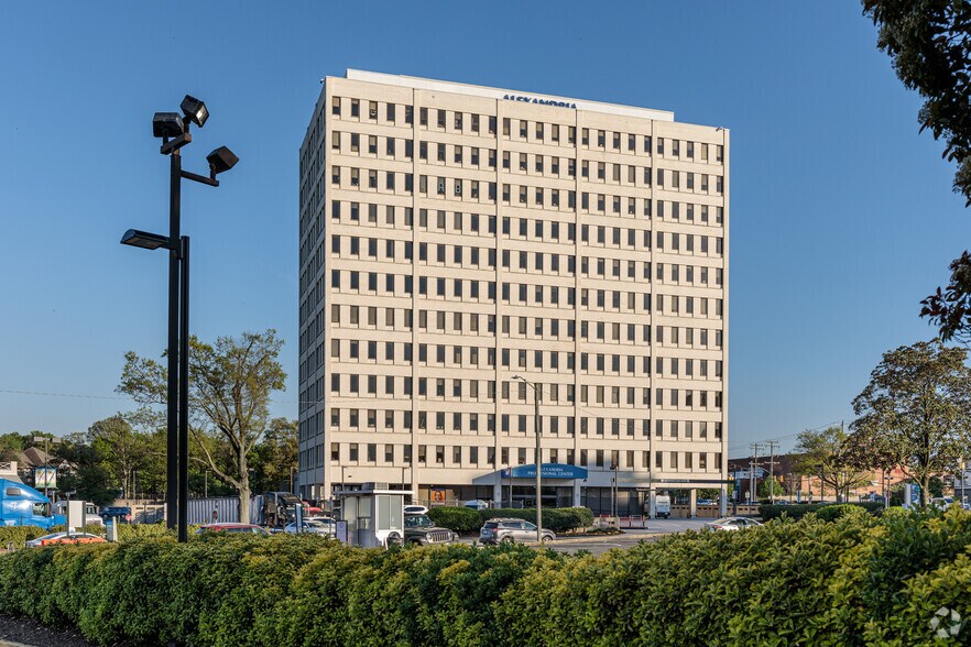 More Photos Of 4660 Kenmore Ave, Alexandria Medical For Lease