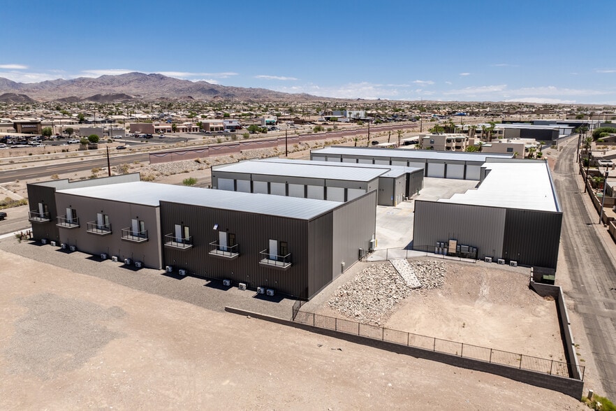 More Photos Of 3204 Sweetwater Ave, Lake Havasu City Self Storage For Sale