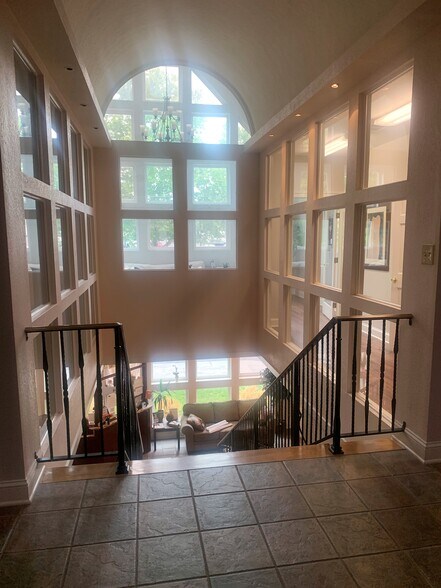More Photos Of 2055 Valley Ave, Winchester Medical For Sale