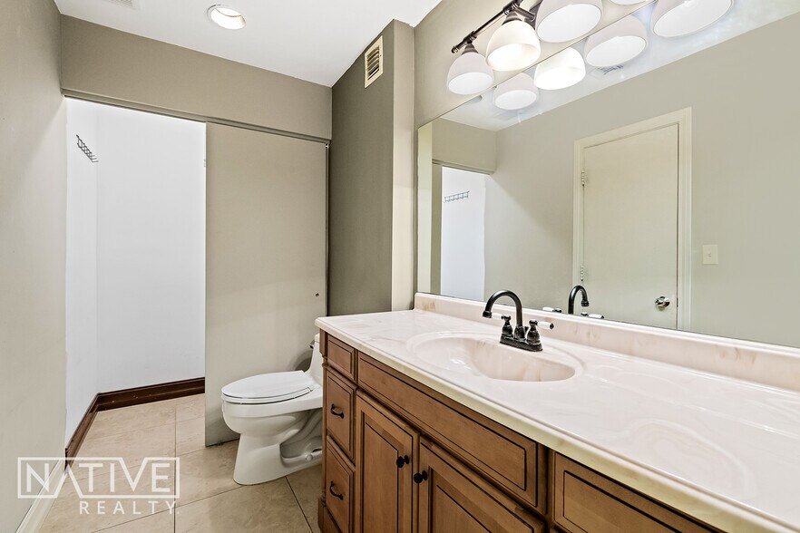 More Photos Of 2817 E Oakland Park Blvd, Fort Lauderdale Office For Sale