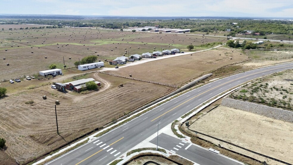 More Photos Of 158 Stockmen Ln, Maxwell Land For Sale