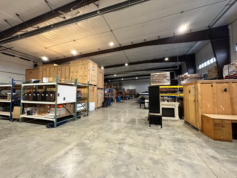 More Photos Of 1450 S 32nd St W, Billings Warehouse For Sale