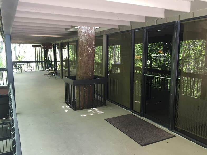 More Photos Of 2301 Park Ave, Orange Park Office For Lease