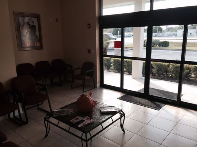 More Photos Of 702 N Alexander St, Plant City Coworking Space