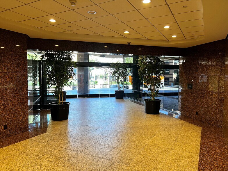 More Photos Of 100 N 1st St, Burbank Office For Lease