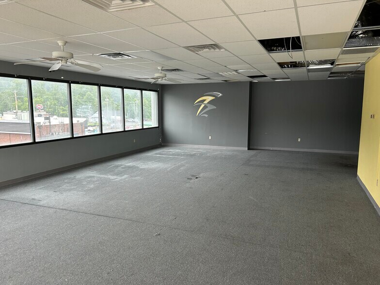 More Photos Of 21 Ritter Dr, Beaver Unknown For Lease