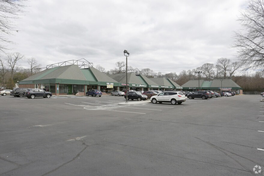 Primary Photo Of 280 Middle Country Rd, Selden Storefront For Lease