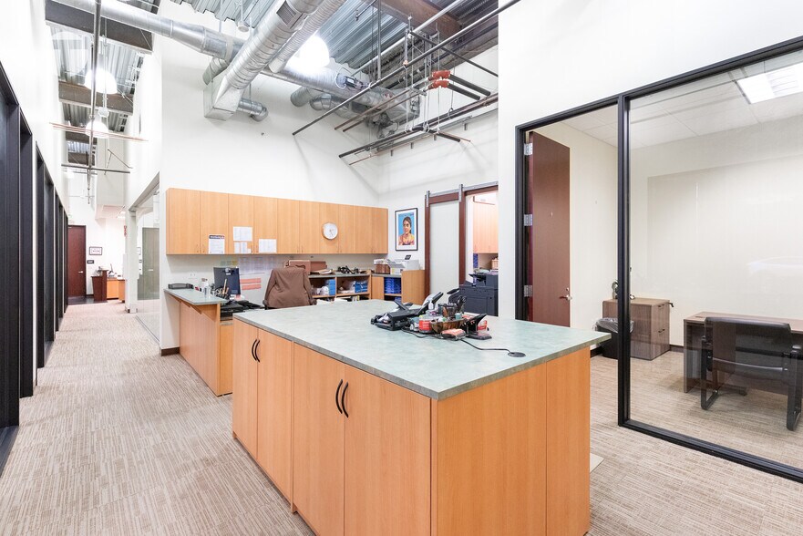 More Photos Of 1231 I St, Sacramento Office For Sale