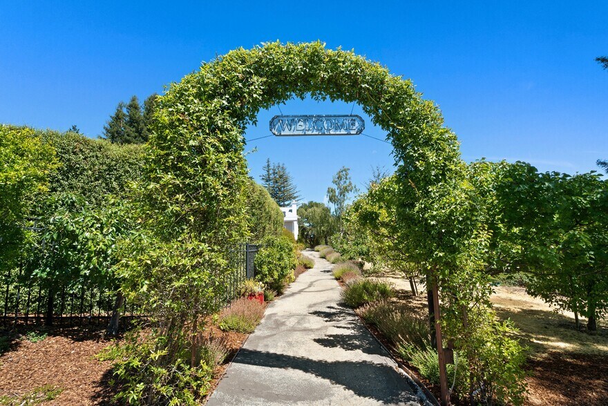 More Photos Of 7919 Empire Grade, Santa Cruz Multifamily For Sale