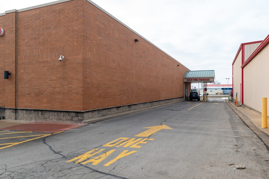 More Photos Of 601 W Will Rogers Blvd, Claremore Drugstore For Sale