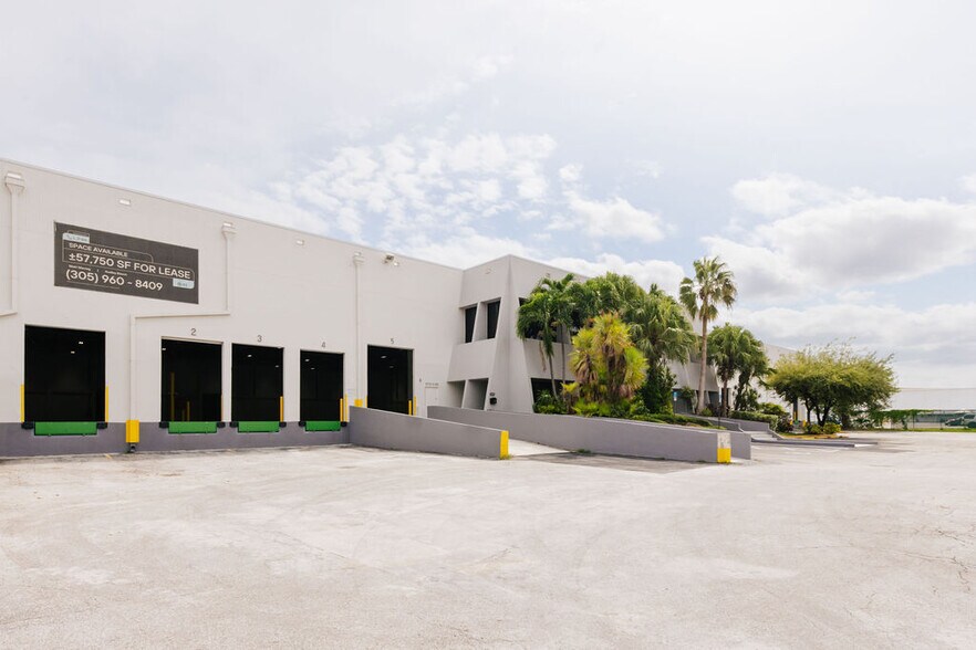 More Photos Of 2875 NW 77th Ave, Miami Warehouse For Lease
