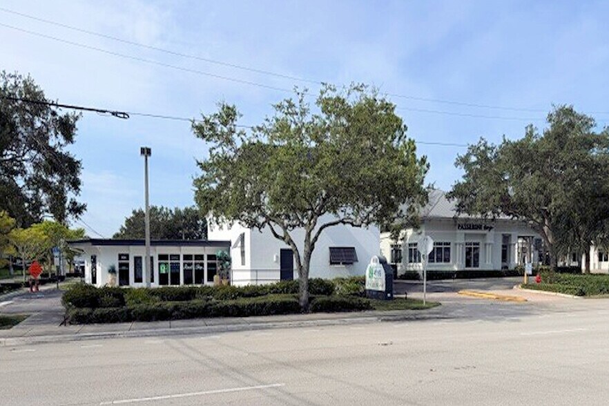 More Photos Of 800 W Indiantown Rd, Jupiter Storefront Retail Office For Lease