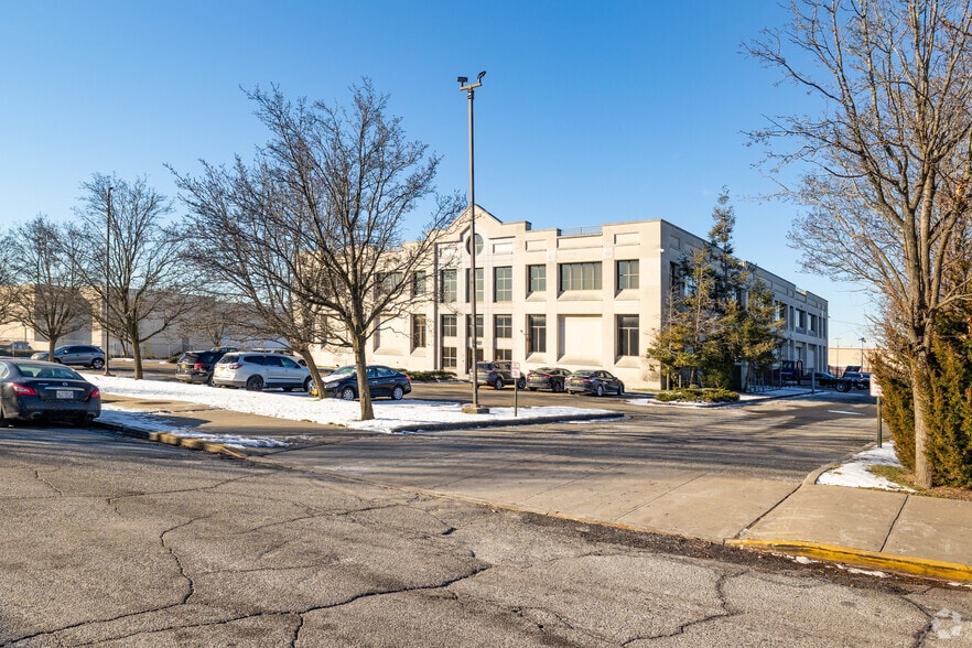 More Photos Of 18-02 Petracca Pl, Whitestone Flex For Sale